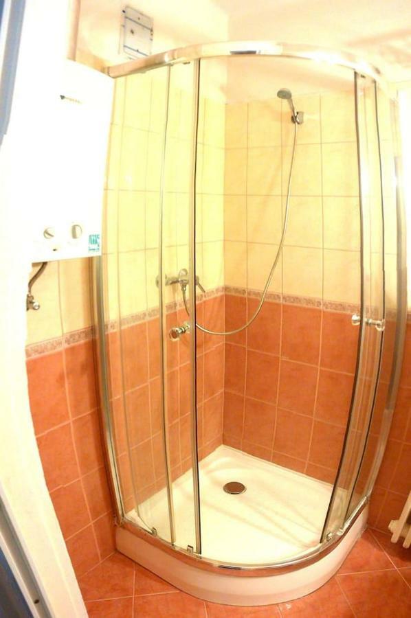 Startpont Apartman Печ Екстериор снимка